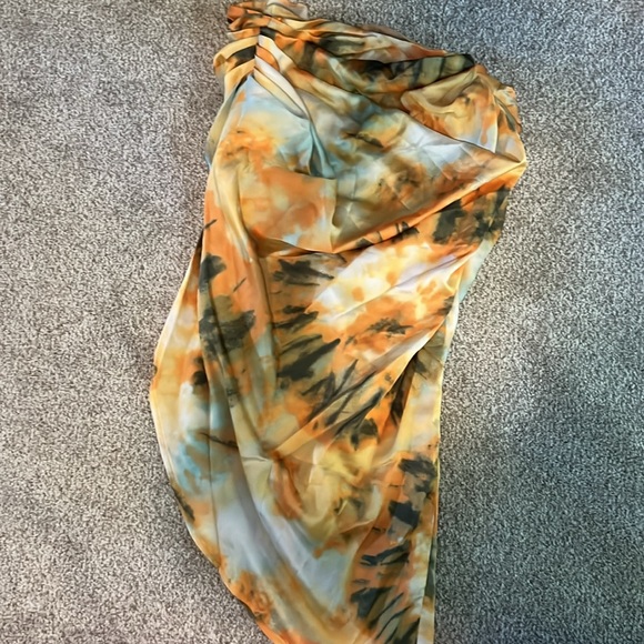 Pretty Little Thing Set - Picture 3 of 3